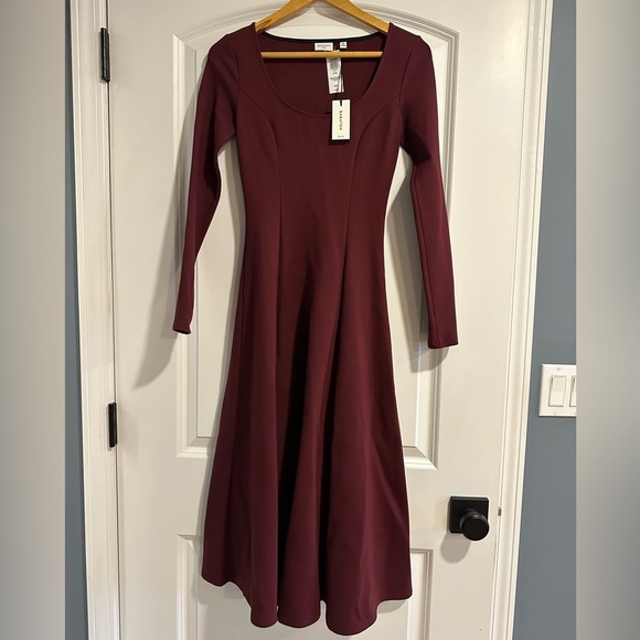 NWT Babaton Leda Ponte Dress in Sumac Burgundy XS - Picture 2 of 11